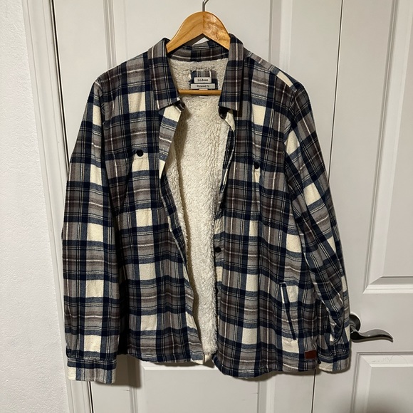 L.L. Bean Jackets & Blazers - LL Bean scotch plaid shirt Sherpa lined.